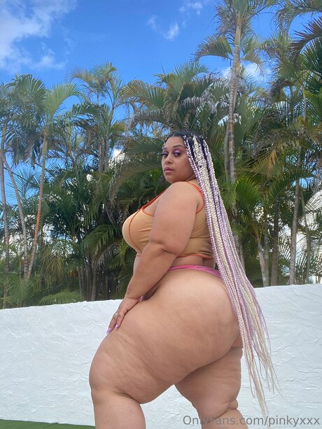 PinkyXXX star nice pics