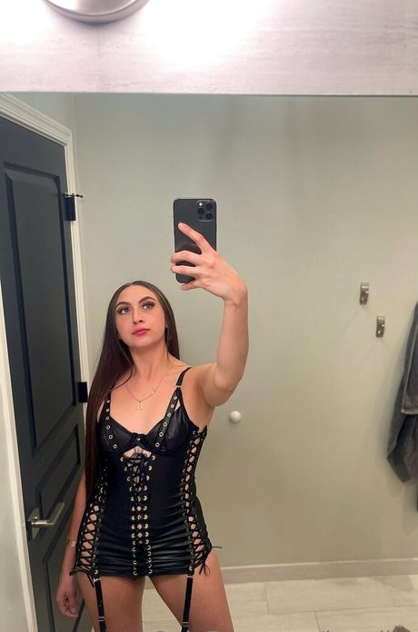 mirror onlyfans sexy nude galleries