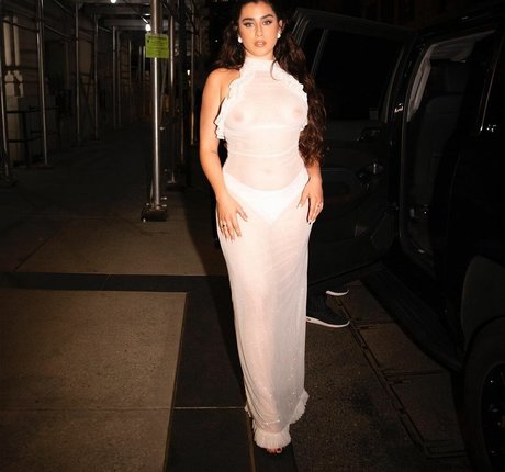 Lauren Jauregui star beautiful galleries