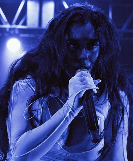 indian teen onlyfans sexy pics