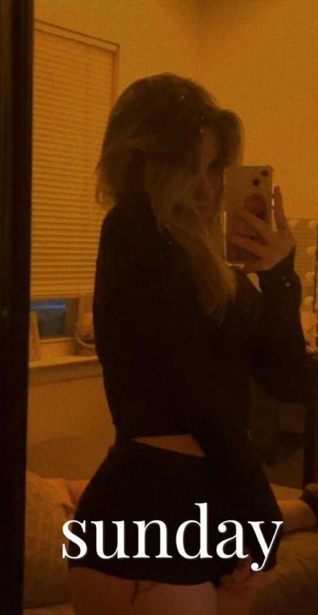 OfficialMandy nudes pornstar pictures