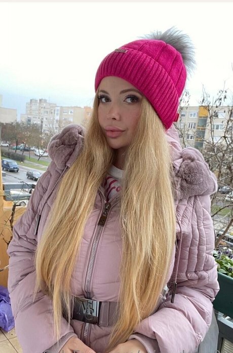 miss dawn99 star nude image