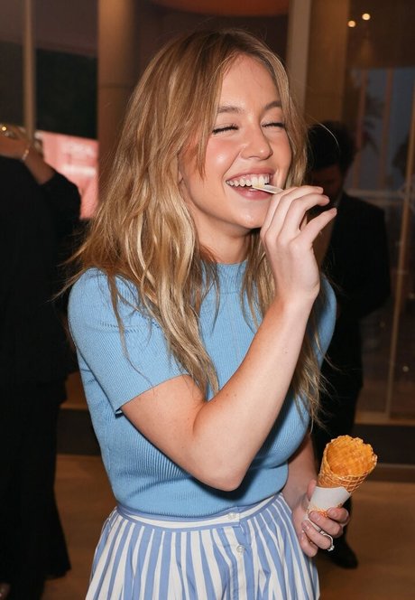 bikini princess onlyfans erotic images