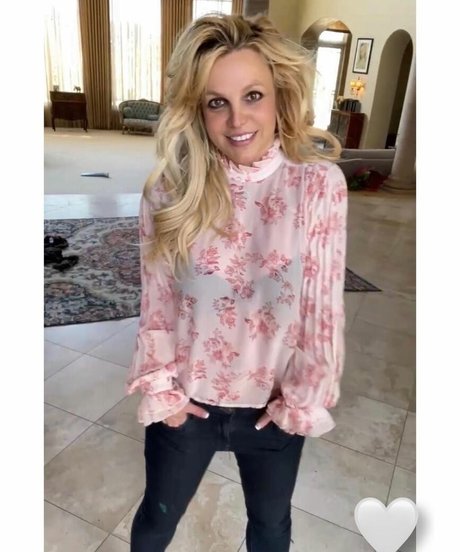 black fuck onlyfans nude gallery