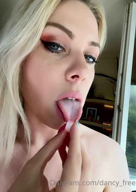 black kitty onlyfans beautiful porn pic