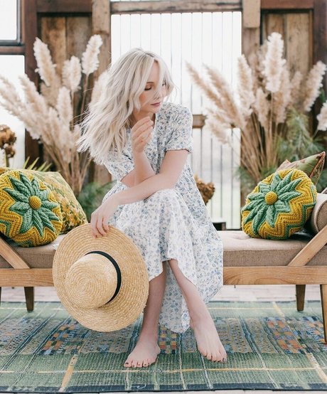 Candice King star photo