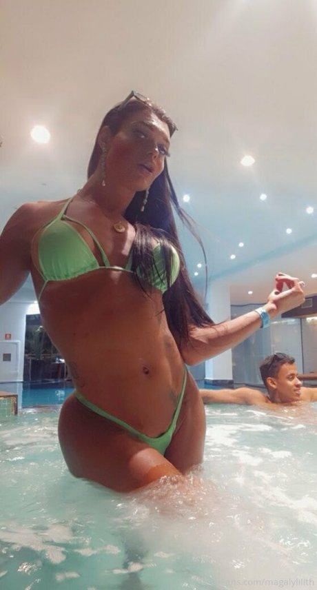 magalylilith perfect star pic