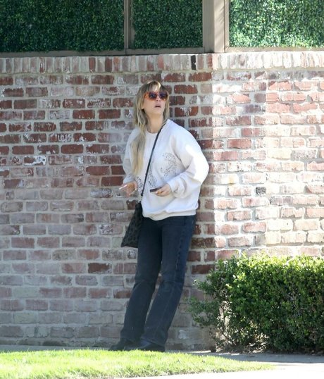 milf strip onlyfans free xxx galleries