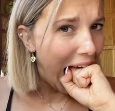 big dick shemale onlyfans beautiful photo