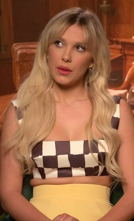 Millie Bobby Brown sexy star pics