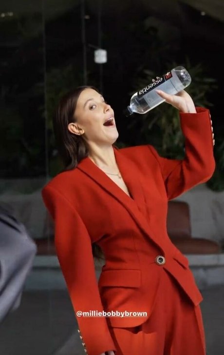 Millie Bobby Brown pornstar xxx gallery