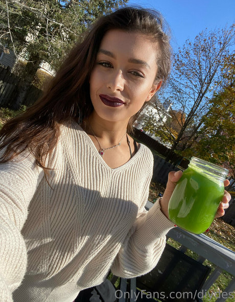 diydes xxx model pictures