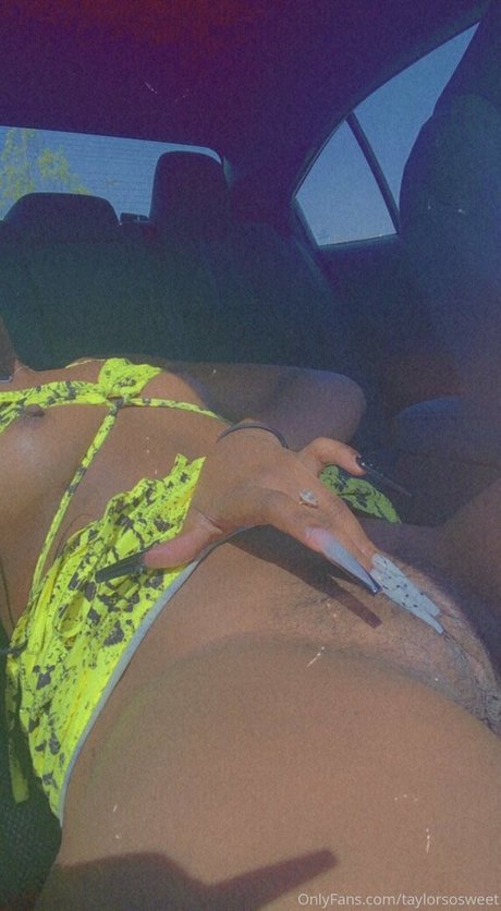 itstaylor official xxx pornstar pictures