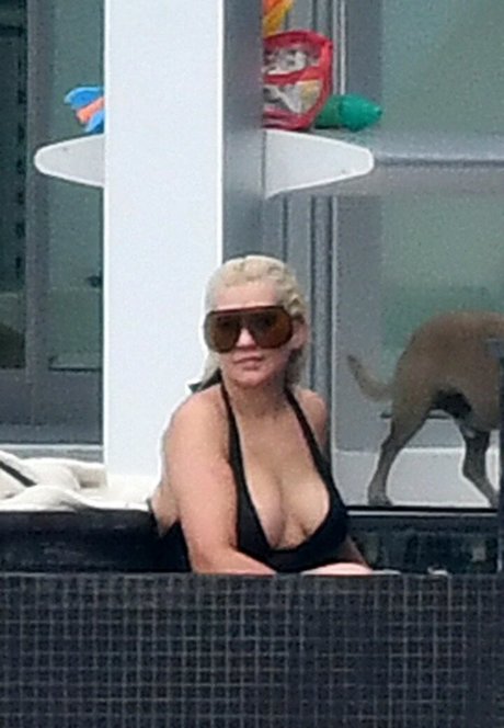 caught masturbating onlyfans art porn pictures