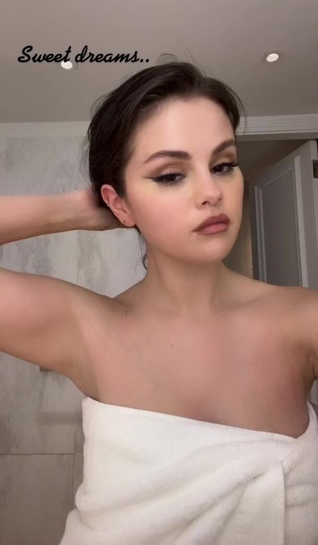 teen tits onlyfans xxx gallery