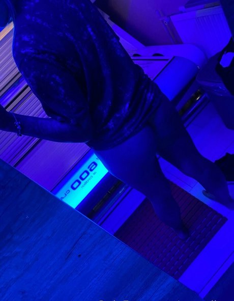 corneliaw pornstar top pics