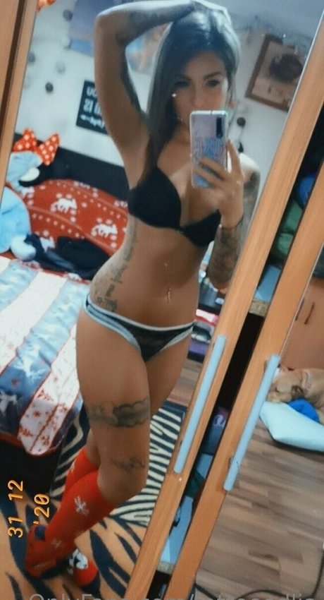 corneliaw adult actress photo