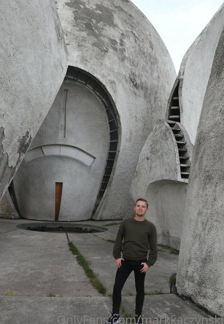 gay gym onlyfans exclusive image