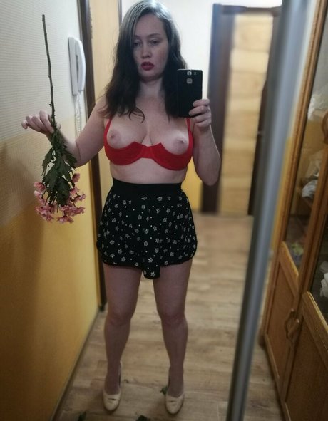 ETSY sexy actress gallery