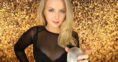 Valeriya ASMR model free image