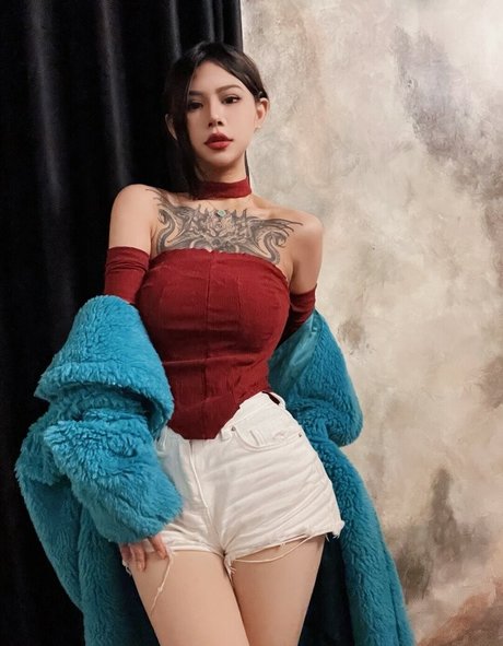 ebony squirt onlyfans free photos