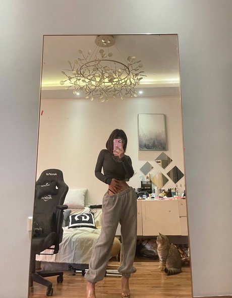 fingering pussy onlyfans naked galleries