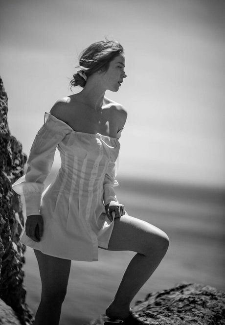 milf pussy onlyfans art nude photo