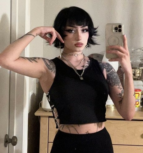 Redroomromance hd pornstar galleries