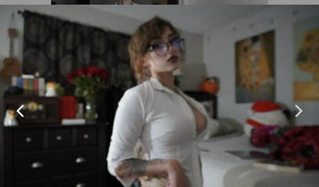 Redroomromance free actress photos