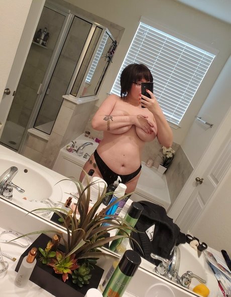 curvy kitty onlyfans beautiful nude photo
