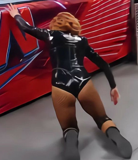 Becky Lynch pretty pornstar pics