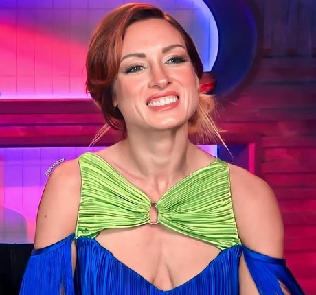 Becky Lynch star pics