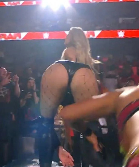 leggings onlyfans naked photo