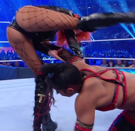 Becky Lynch star perfect image