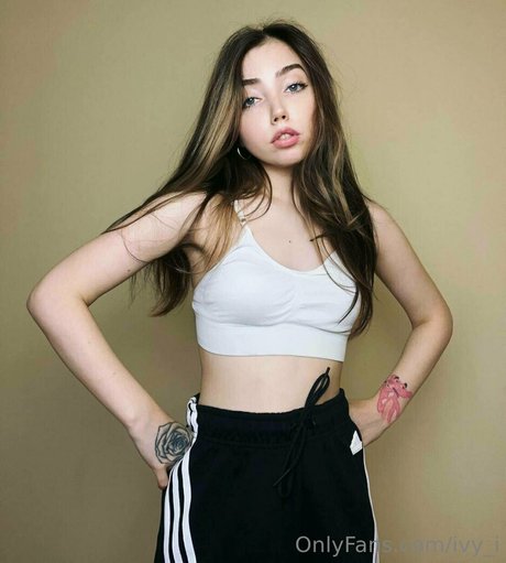 young onlyfans hot nude archive