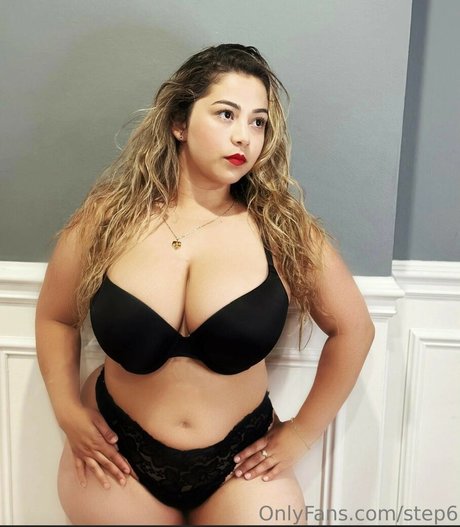 Stephanie Reyes exclusive pornstar pic