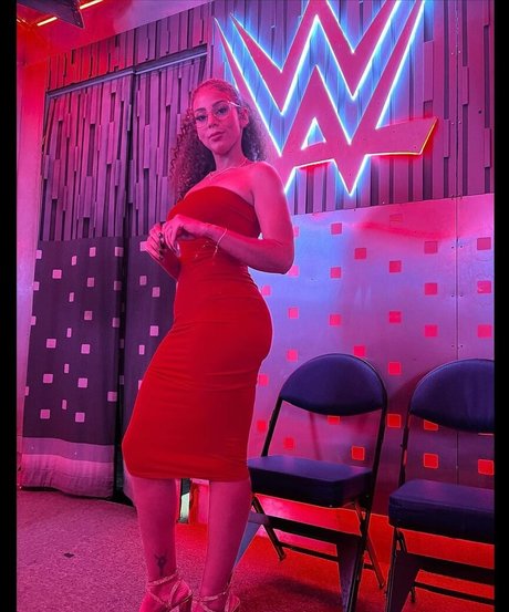 athletic milf onlyfans hot sexy pictures