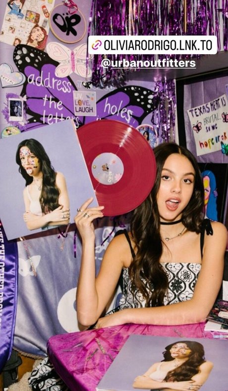 shemale fucks girl onlyfans beautiful naked pictures