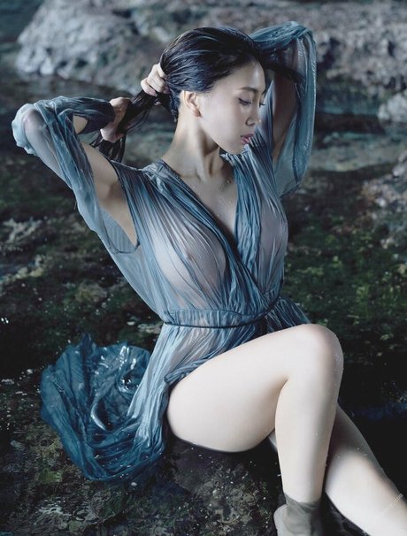 Tomomi Morisaki nudes model pic