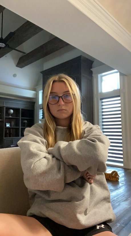 Alexa Meyer star beautiful images