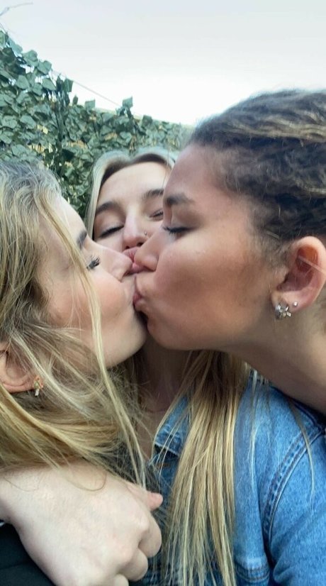 Alexa Meyer hot pornstar galleries