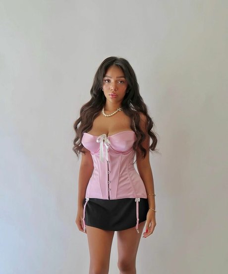 Daphne Blunt model exclusive gallery