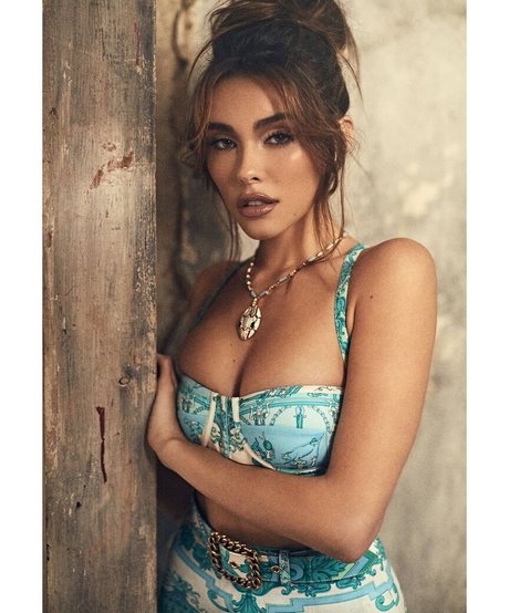 body onlyfans erotic photo