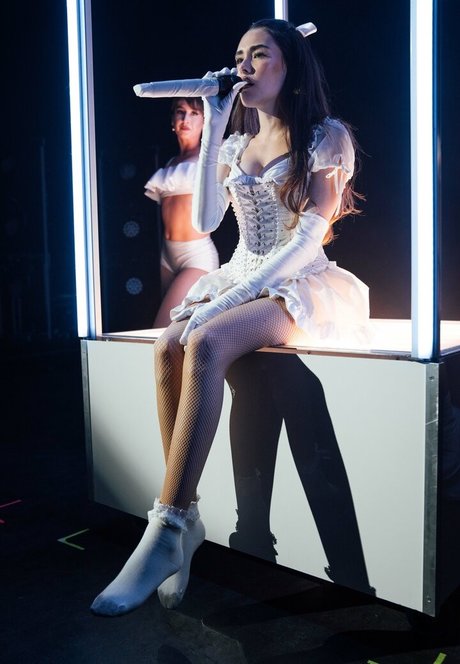 Madison Beer star pretty archive