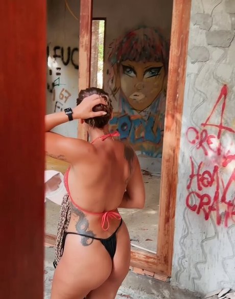 tanned onlyfans free sexy picture