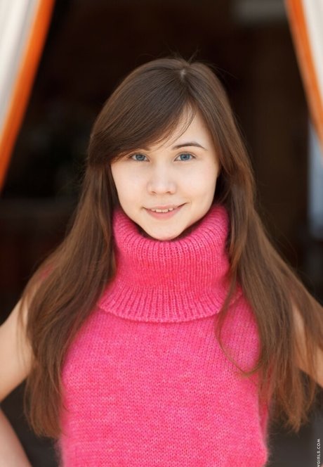 Momoko sexy star img