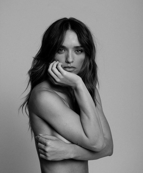 Rafa Kalimann pornstar sexy photo