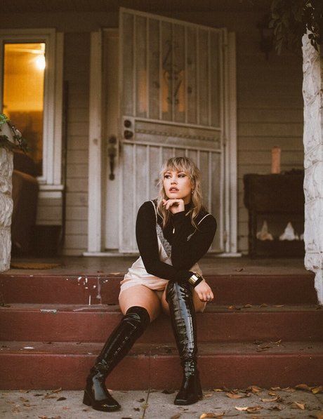 Whitney Moore sex model photo