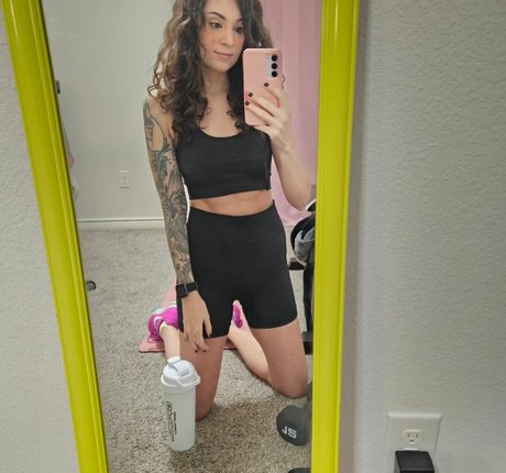 milf pussy onlyfans free nude img