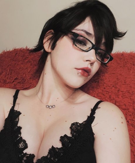 emquizii art model images